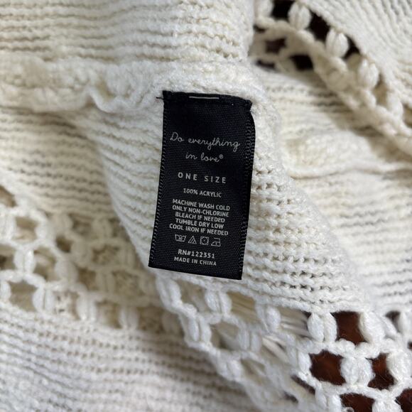 Do‎ Everything In Love Ivory Crochet Boho Cardigan One Size Fringe Coastal Indie - Picture 4 of 8